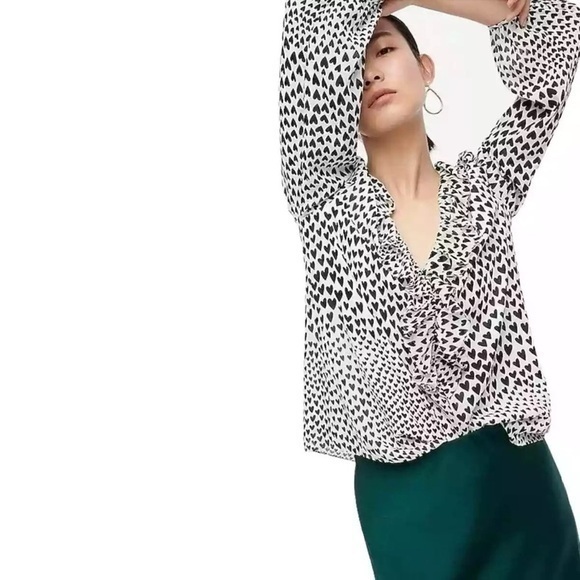 J. Crew Small Allover Heart Print Ruffle Front White Black‎ Blouse Top - Picture 1 of 10